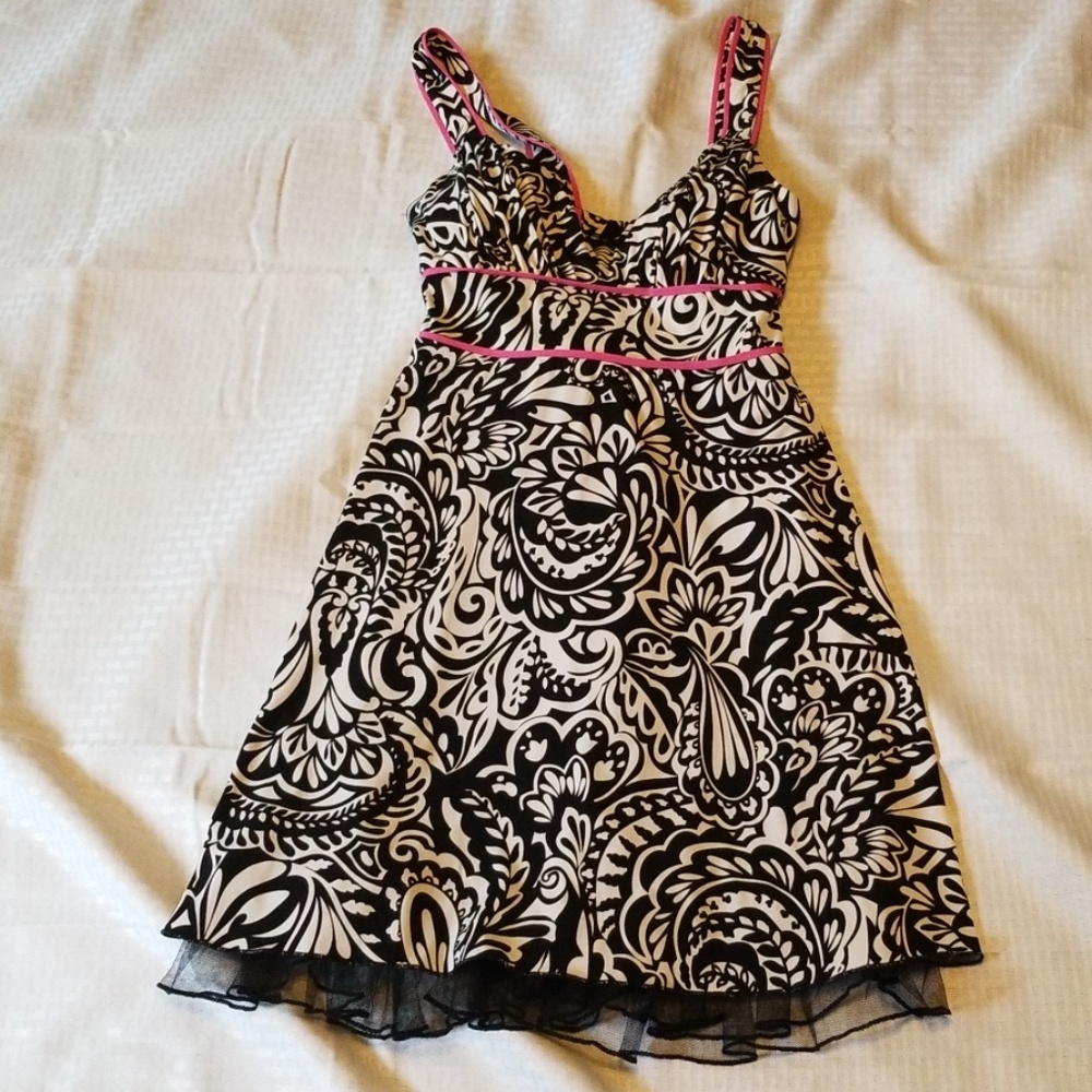 Speechless fun party dress M
